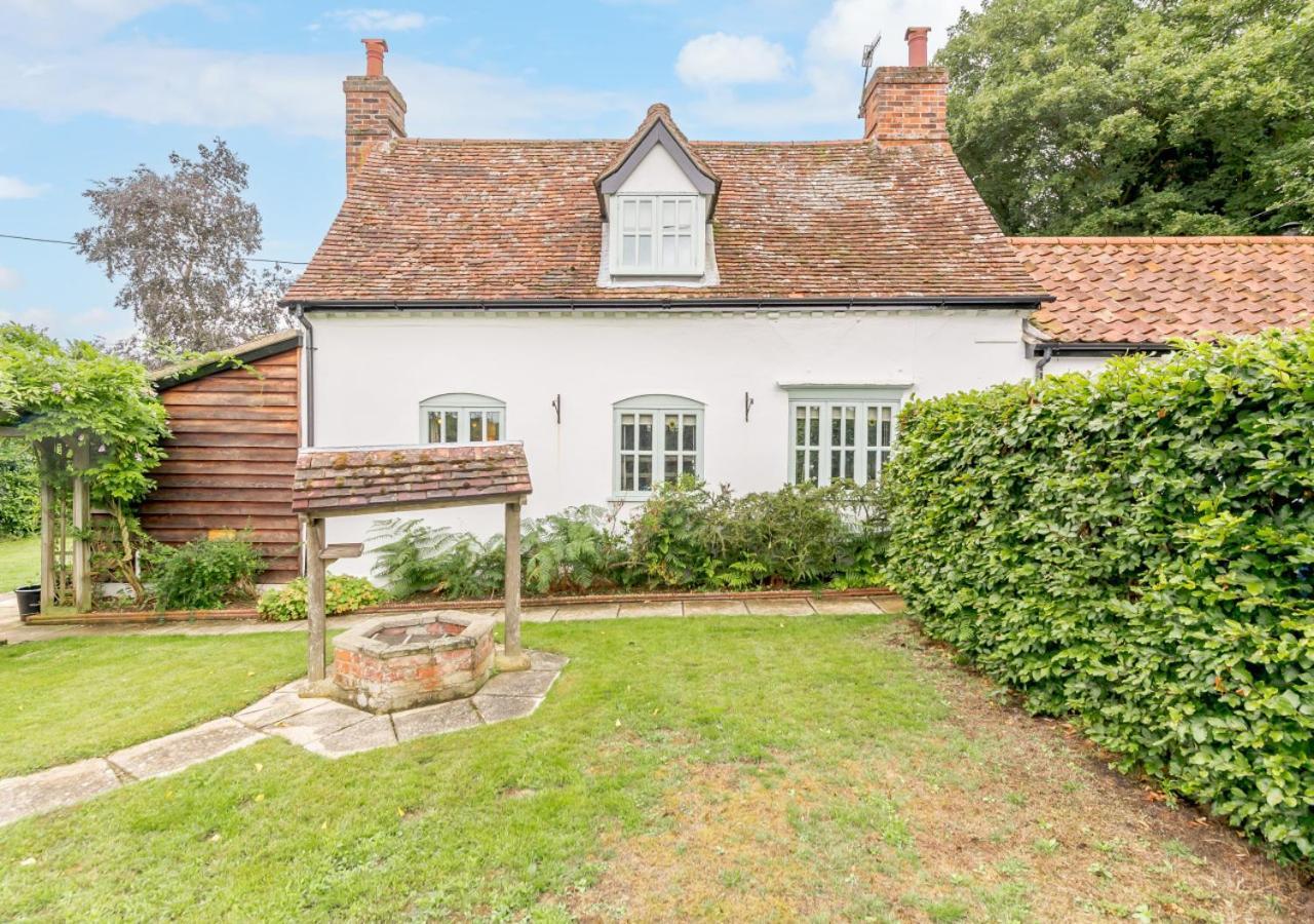 Wisteria Cottage Snape  Exterior photo