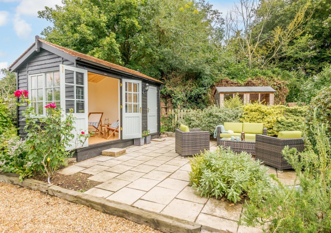 Wisteria Cottage Snape  Exterior photo